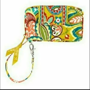 🐰SALE🐰 Vera Bradley provencal wallet wristlet
